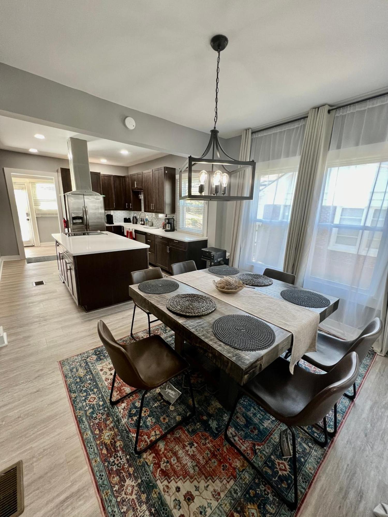 Charming 2Br 2Ba 10 Min Dt Airport By Lsp Homes Atlanta Exterior foto